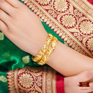 Premium Gold Plated Sleek Ishani Chur